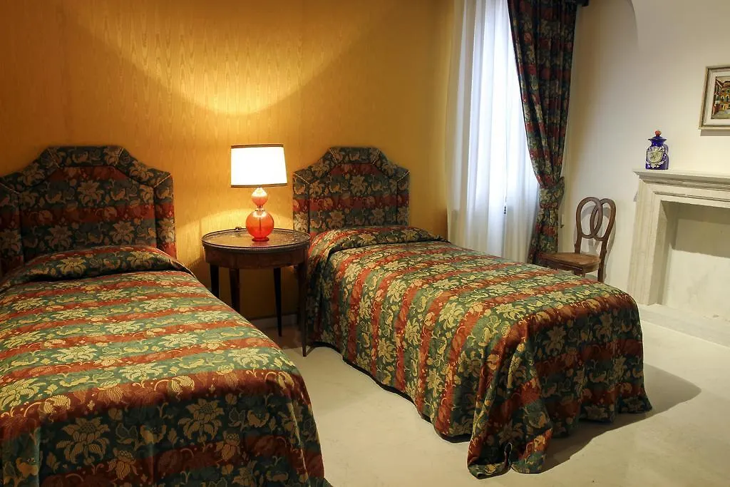 Sarai Apartments Venecia