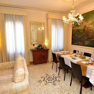 Alojamento de Acomodação e Pequeno-almoço Cà Del Modena, Veneza